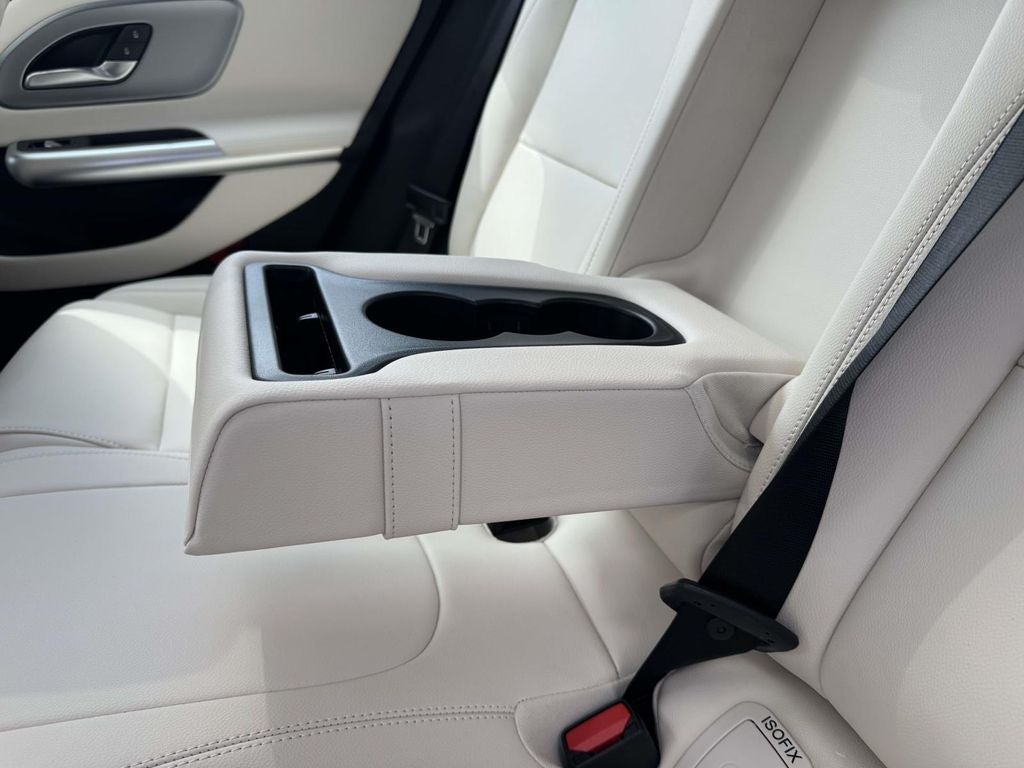 2027 Mercedes-Benz CLA CLA 220 Hybrid