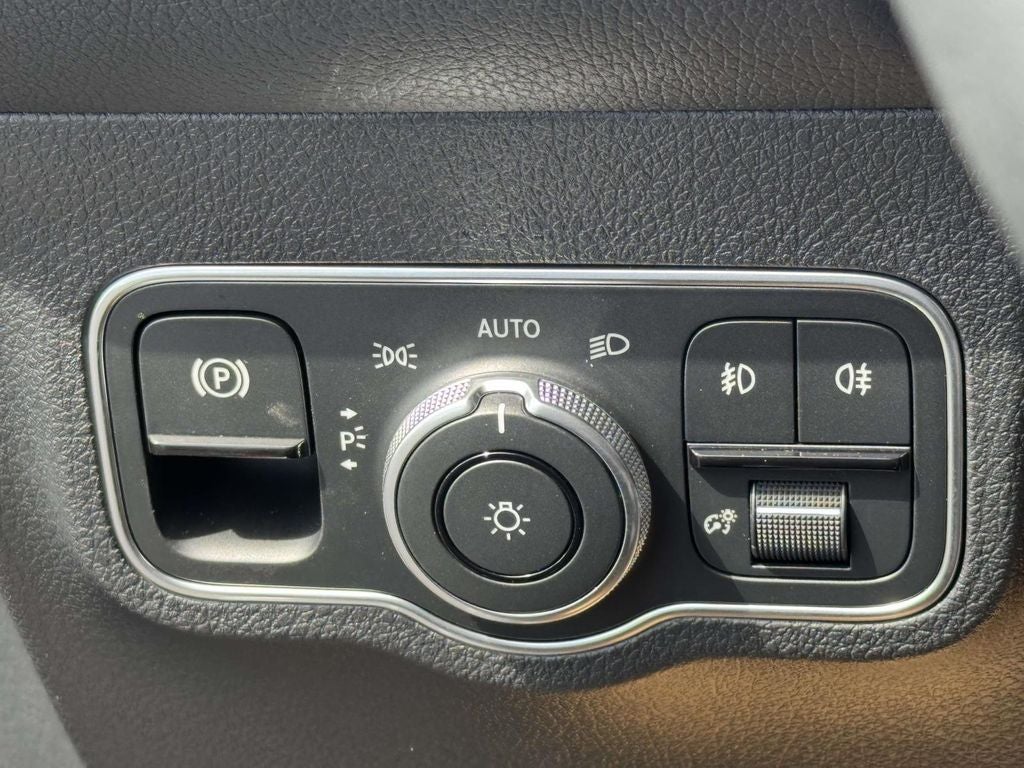 2026 Mercedes-Benz GLB GLB 250 4MATIC®