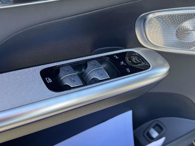 2027 Mercedes-Benz GLC 4MATIC®