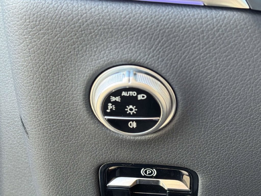 2027 Mercedes-Benz GLC 4MATIC®
