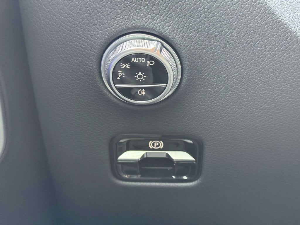 2025 Mercedes-Benz GLC GLC 350e 4MATIC®