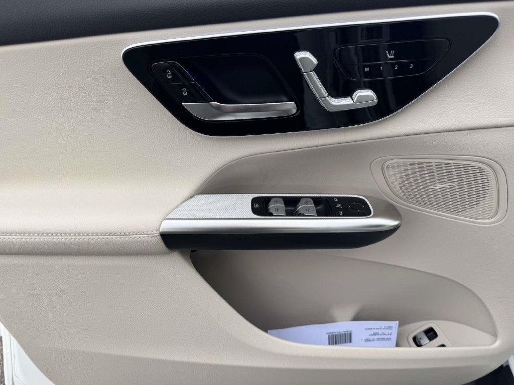 2027 Mercedes-Benz GLC GLC 350e 4MATIC®