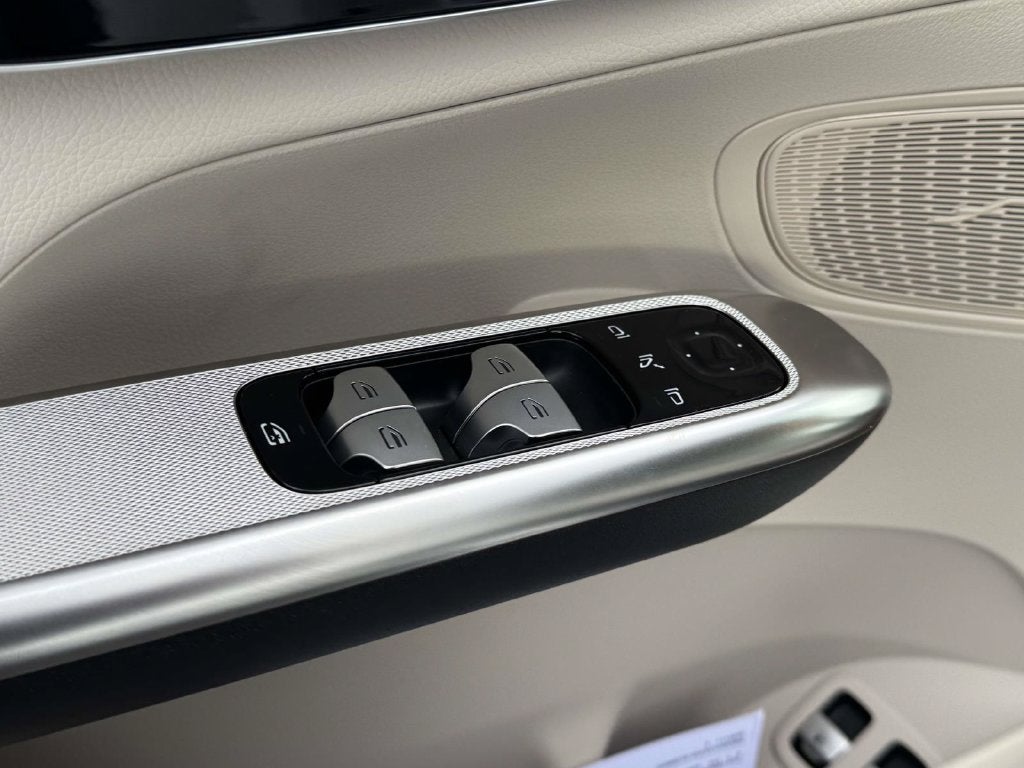 2027 Mercedes-Benz GLC GLC 350e 4MATIC®