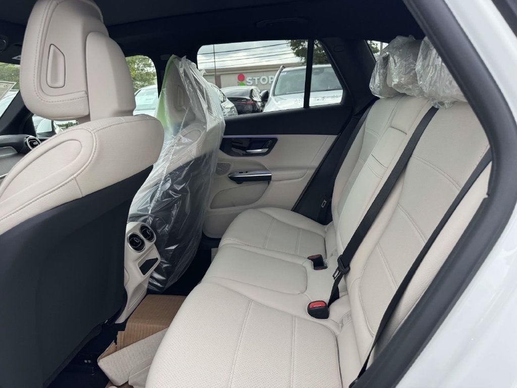 2027 Mercedes-Benz GLC GLC 350e 4MATIC®