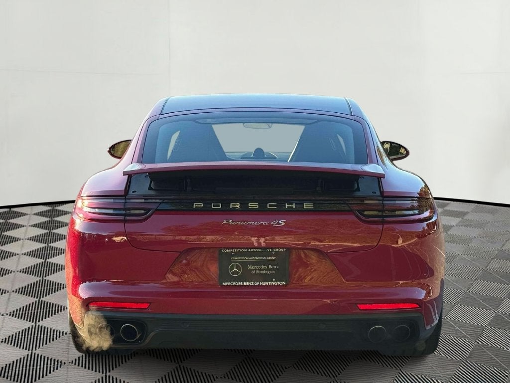 2018 Porsche Panamera 4S