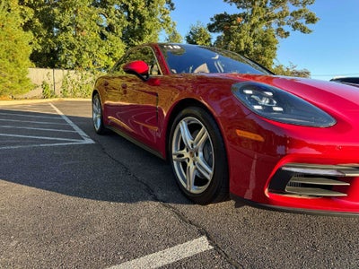 2018 Porsche Panamera 4S