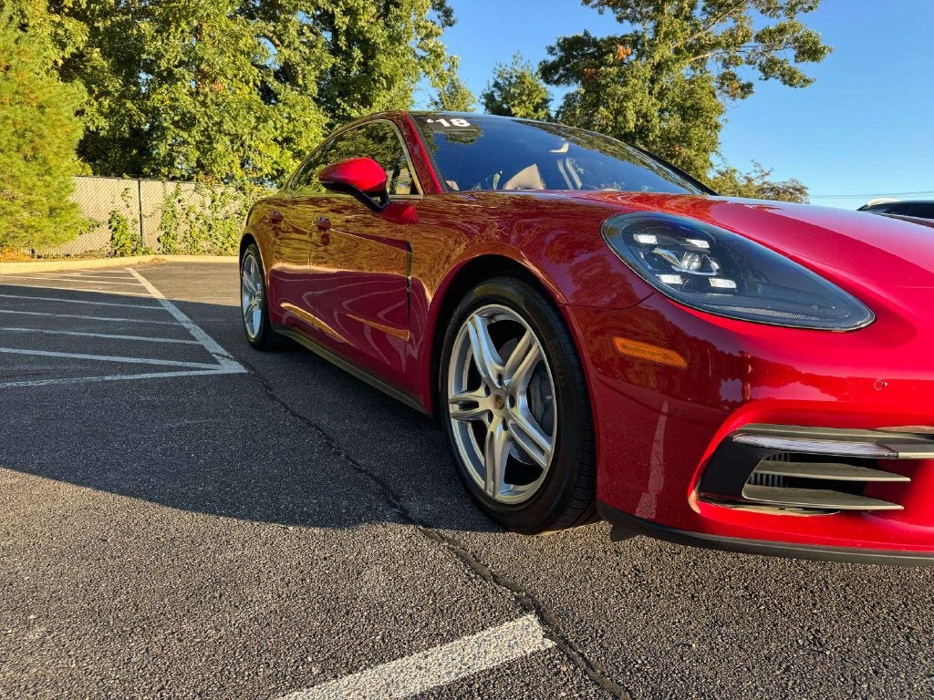 2018 Porsche Panamera 4S