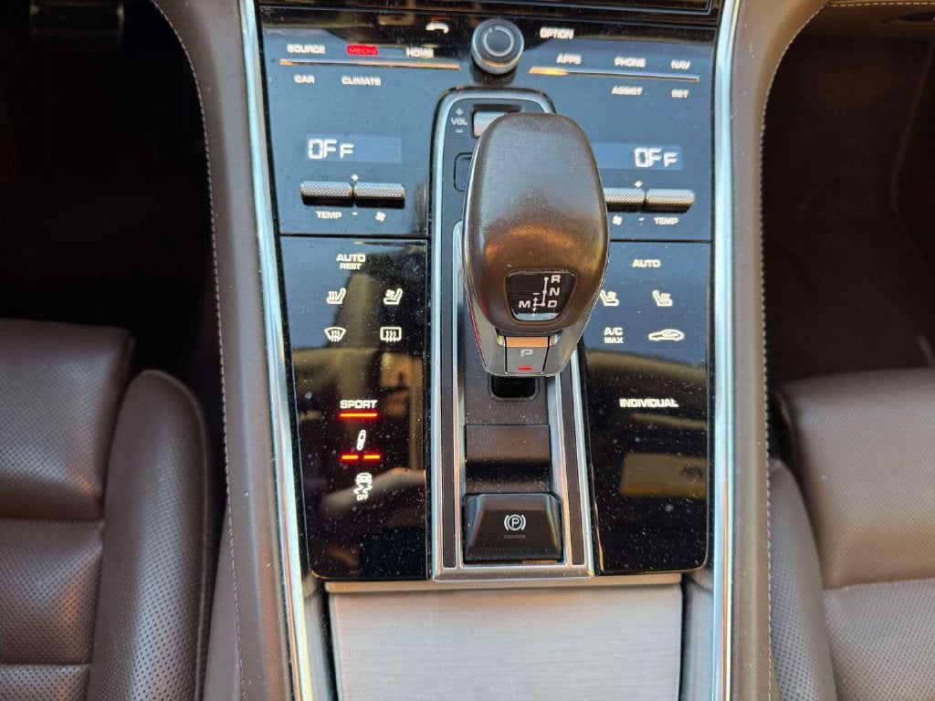 2018 Porsche Panamera 4S