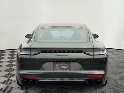 2023 Porsche Panamera Base