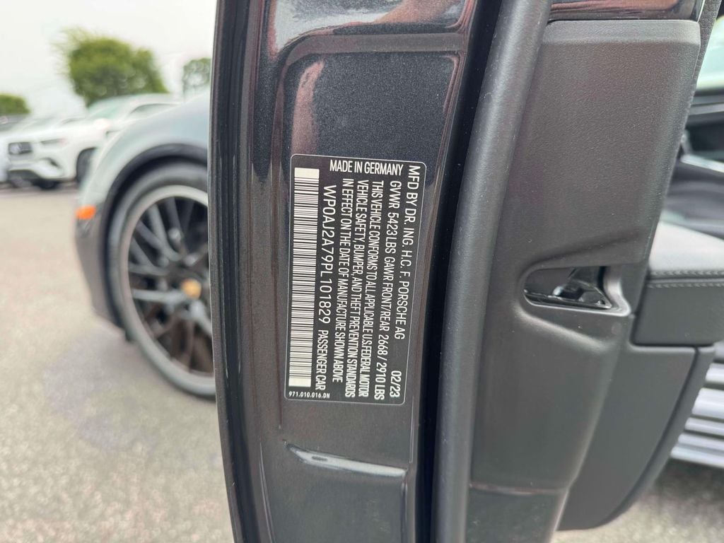 2023 Porsche Panamera Base