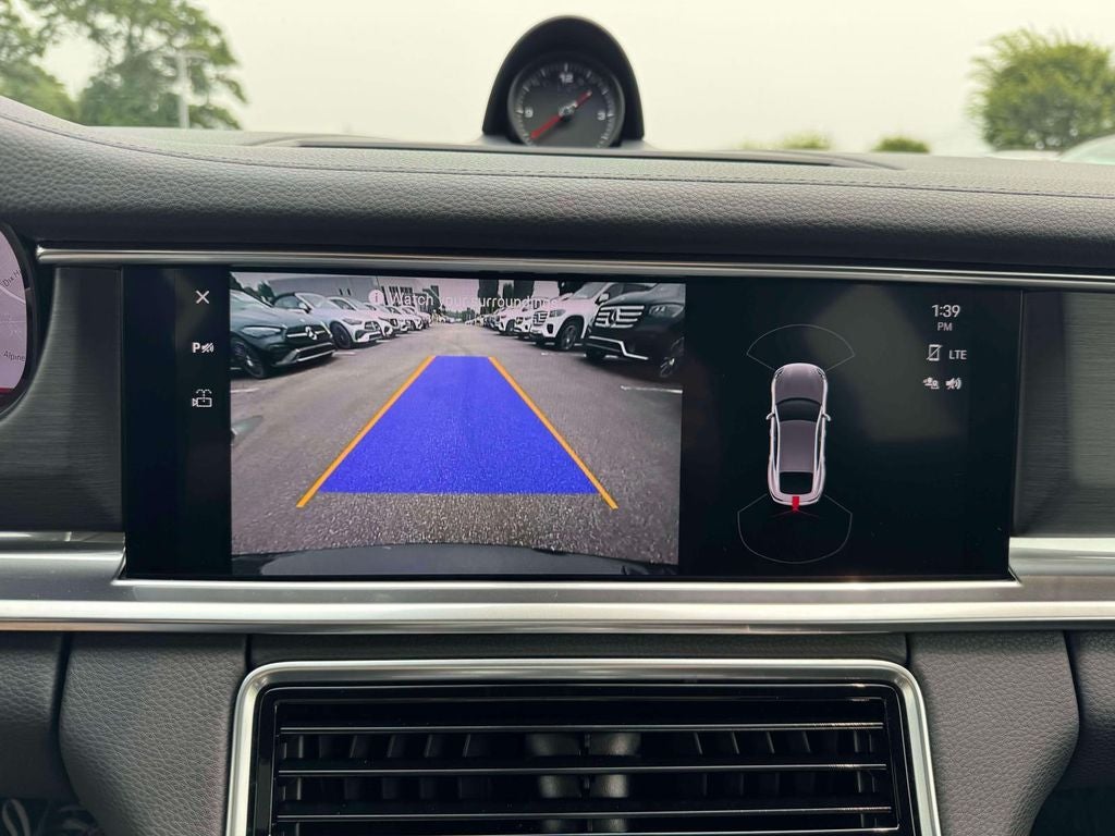 2023 Porsche Panamera Base