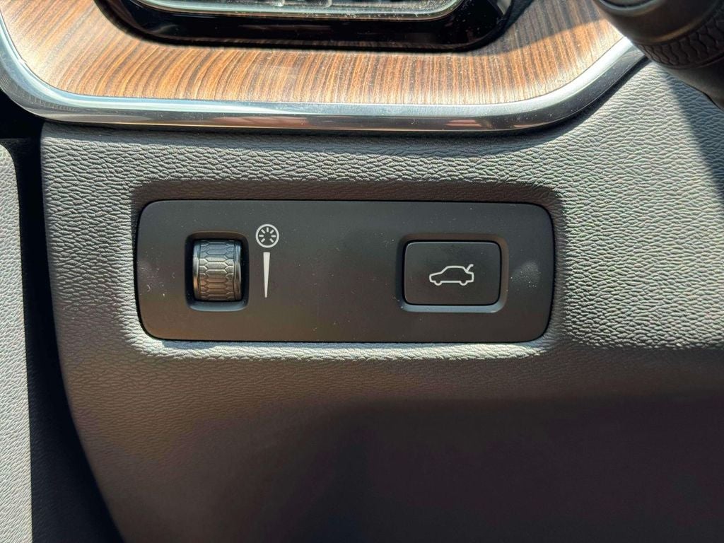 2021 Volvo XC60 T6 Inscription