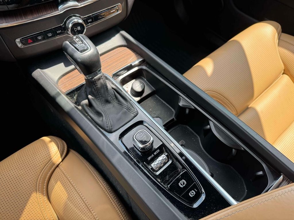 2021 Volvo XC60 T6 Inscription