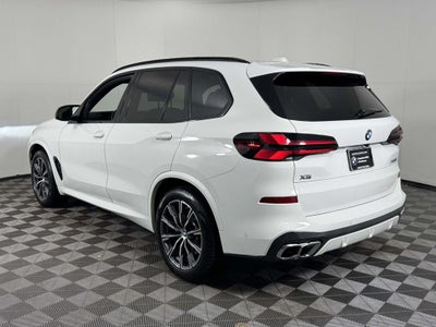 2026 BMW X5 M60i