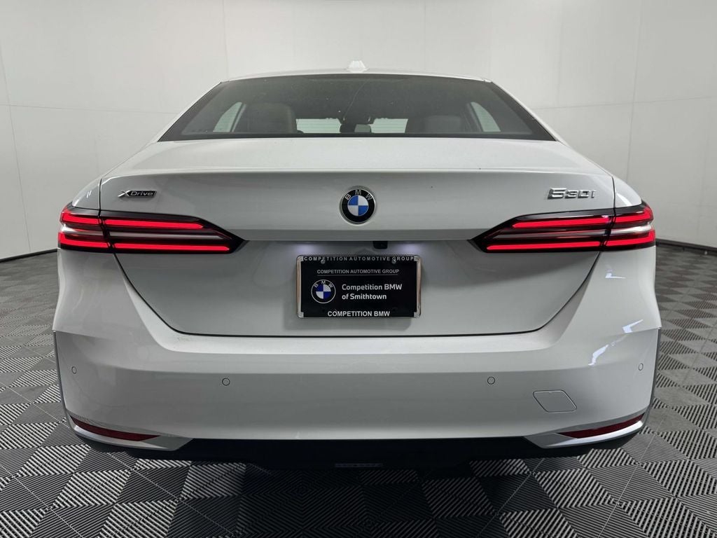 2026 BMW 5 Series 530i xDrive
