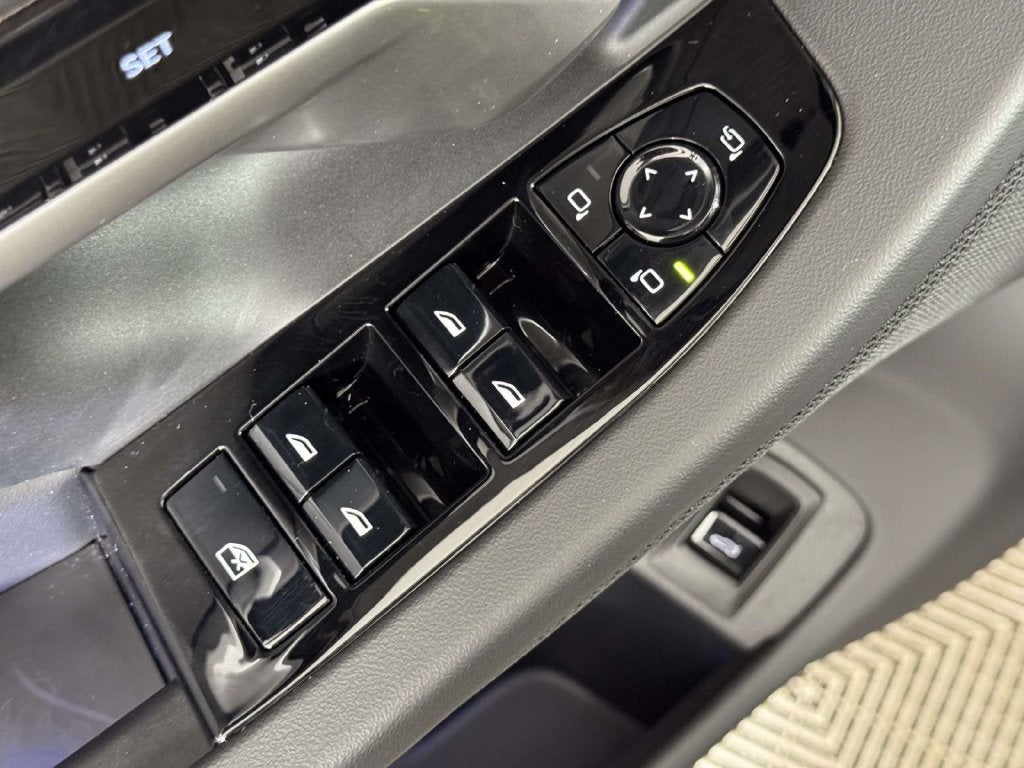 2026 BMW 5 Series 530i xDrive