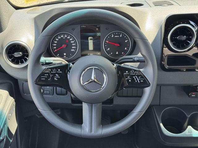 2025 Mercedes-Benz Sprinter 2500 Passenger 144 WB