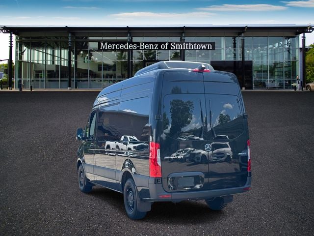 2025 Mercedes-Benz Sprinter 2500 Passenger 144 WB