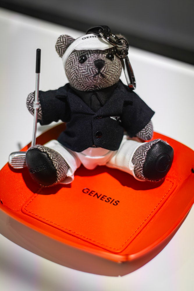 Genesis’ new golf accessories 2